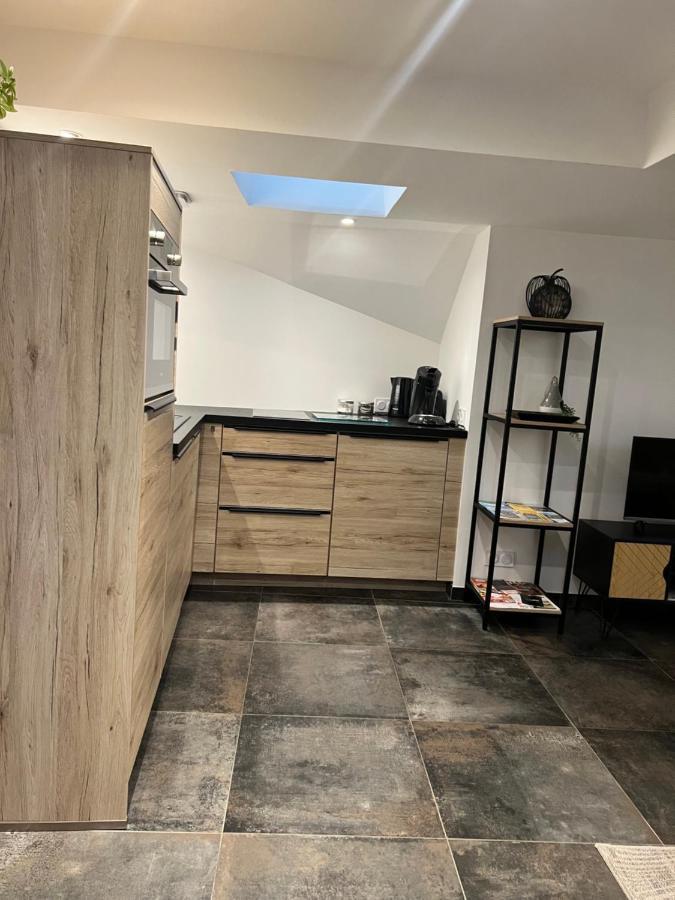 Les Suites Du Colonel Vannes Eksteriør billede