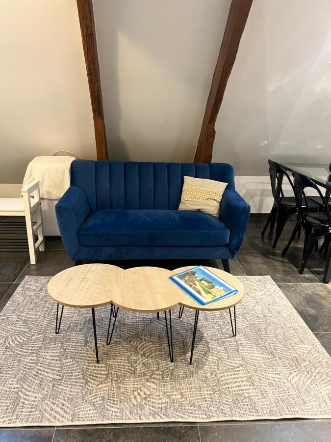 Les Suites Du Colonel Vannes Eksteriør billede